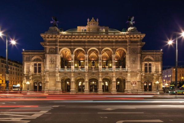 Opera-Viena-Dreams-of-Luxury