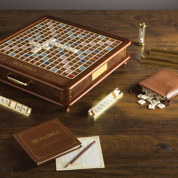 scrabble-juego-mesa-mas-exclusivo-Dreams-of-Luxury