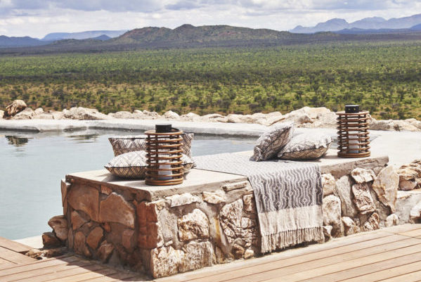 Habitas-Namibia-piscina-Dreams-of-Luxury