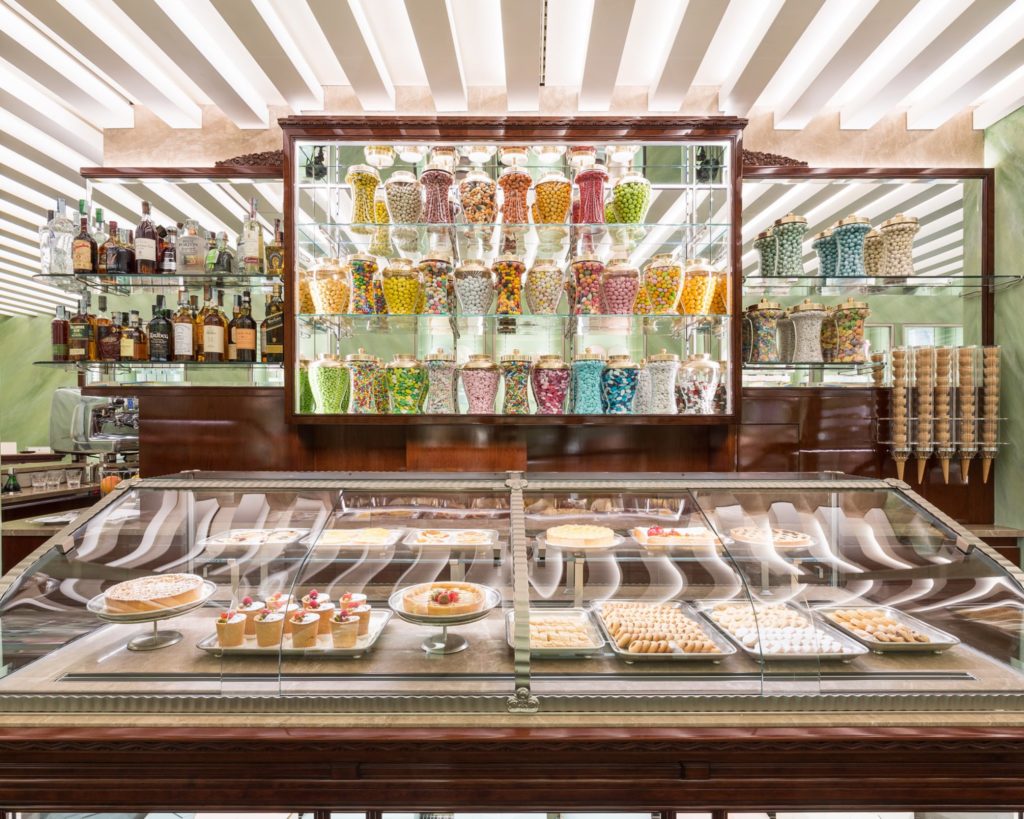 Marchesi-1824-pasteleria-interior-Dreams-of-Luxury