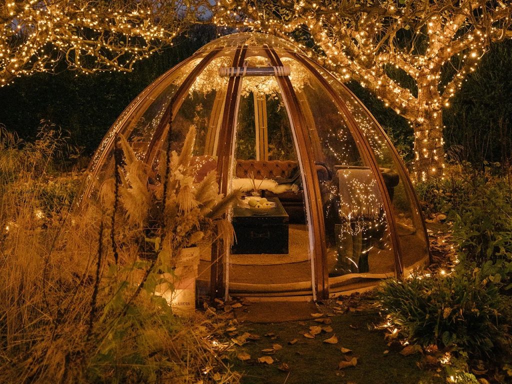 Winter-Dome-Le-manoir-Dreams-of-Luxury