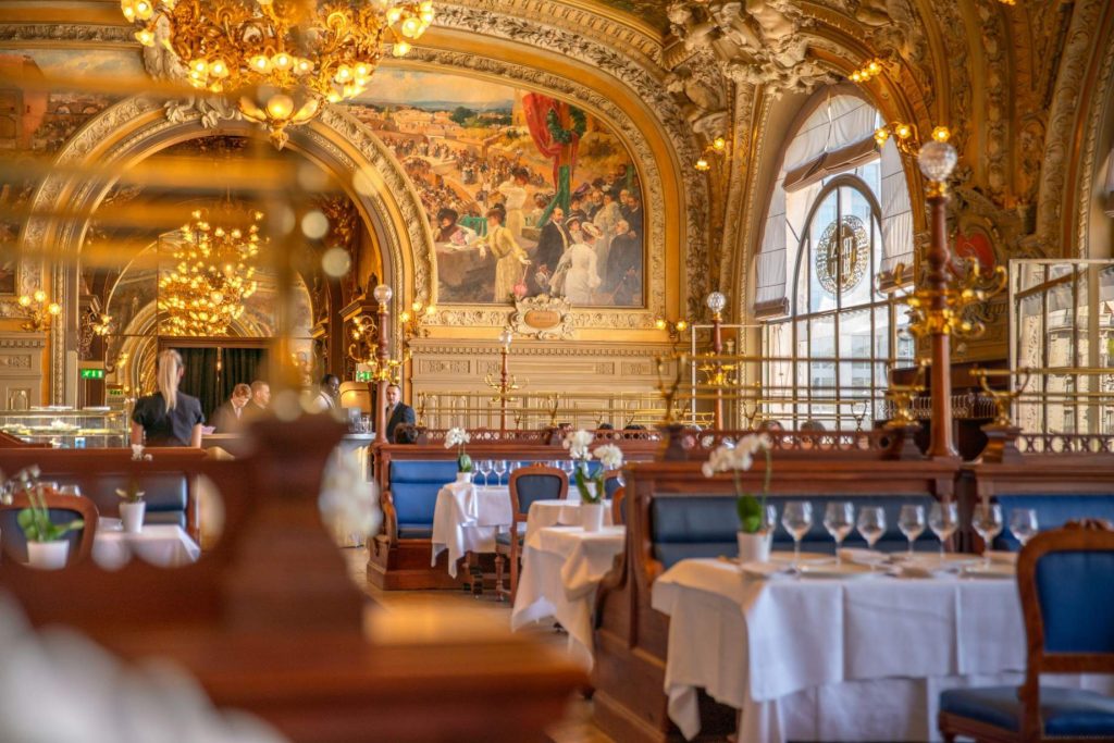 Le-train-Bleu-Gare-Lyon-Paris-Dreams-of-Luxury