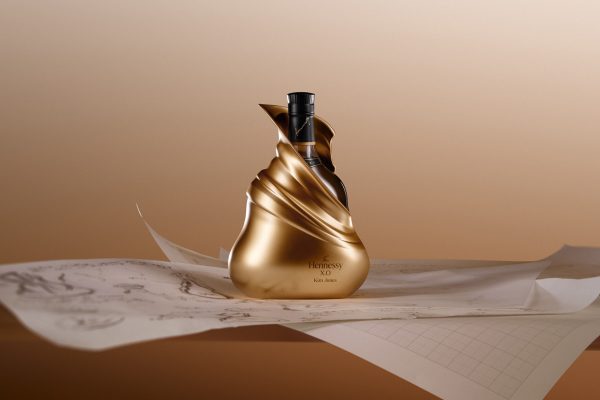 Diseño-Kim-Jones-para-Hennessy-XO-Dreams-of-Luxury