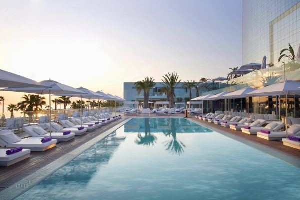 Hotel-W-Barcelona-pool-Dreasm-of-Luxury