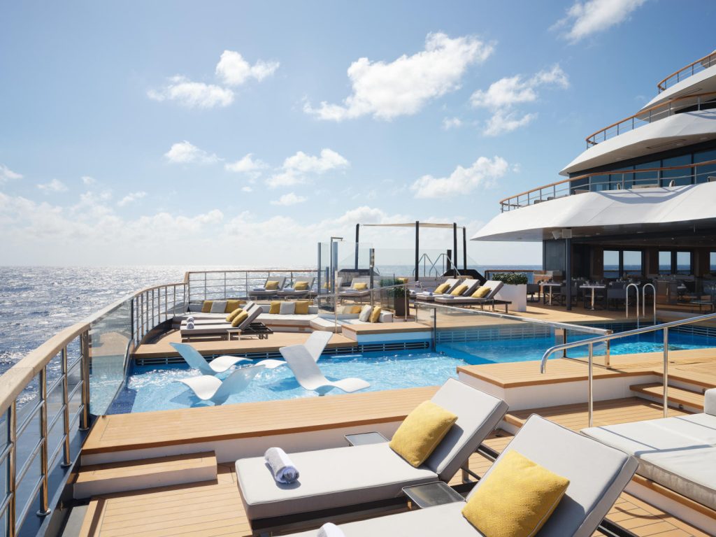 The-Ritz-Carlton-Yacht-Collection-pool-Dreams-of-Luxury