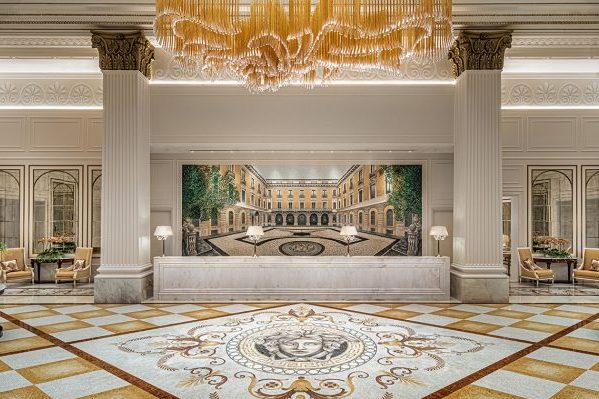 Hotel-Versace-Macau-recepcion-Dreams-of-Luxury