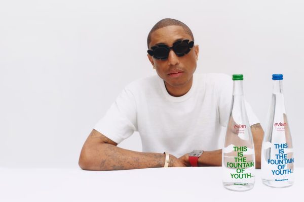 Evian-x-Pharrel-Williams-botella-agua-Dreams-of-Luxury